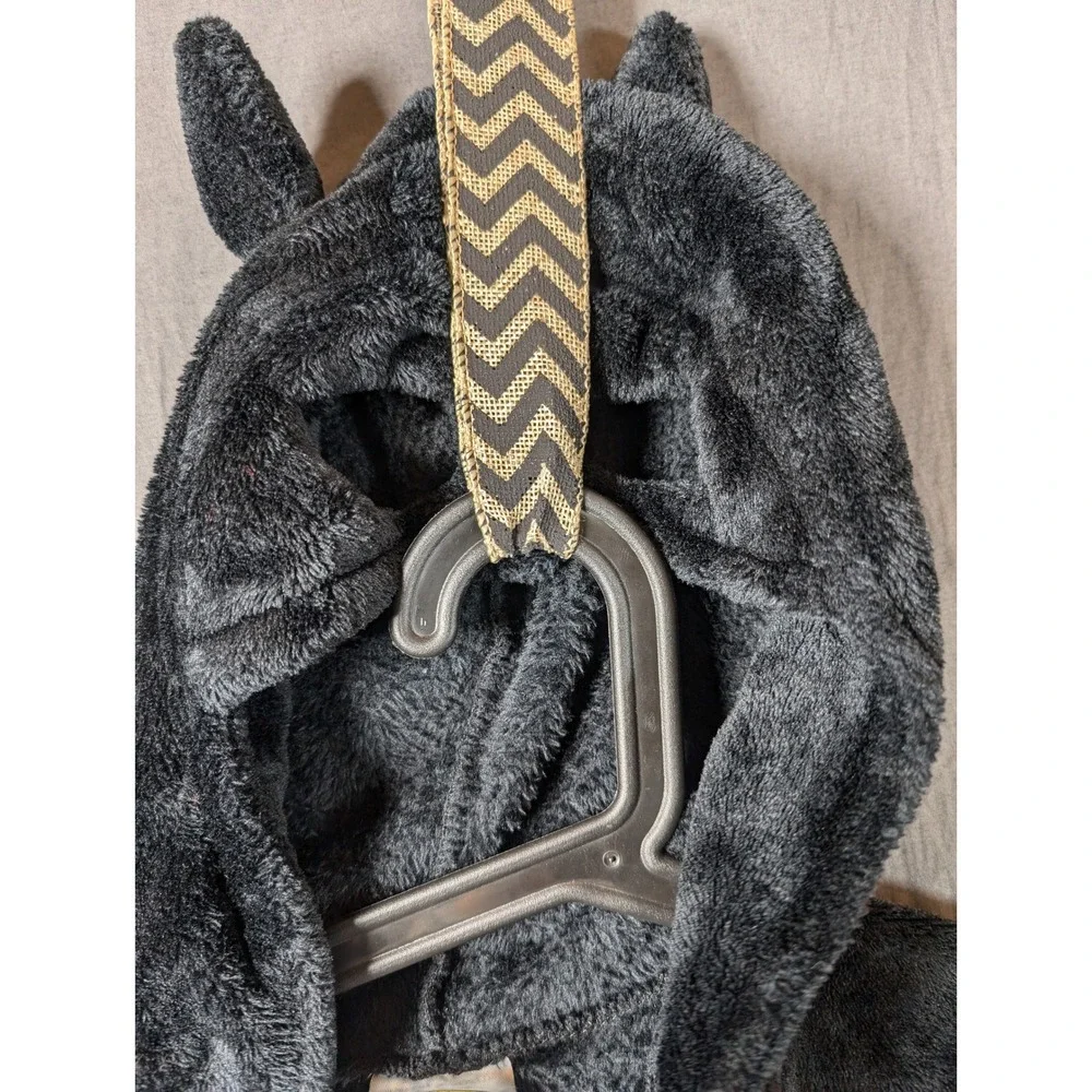 Batman Bruce Wayne Boy's Hooded Minky Fleece‎ Bathrobe (S) 6/7